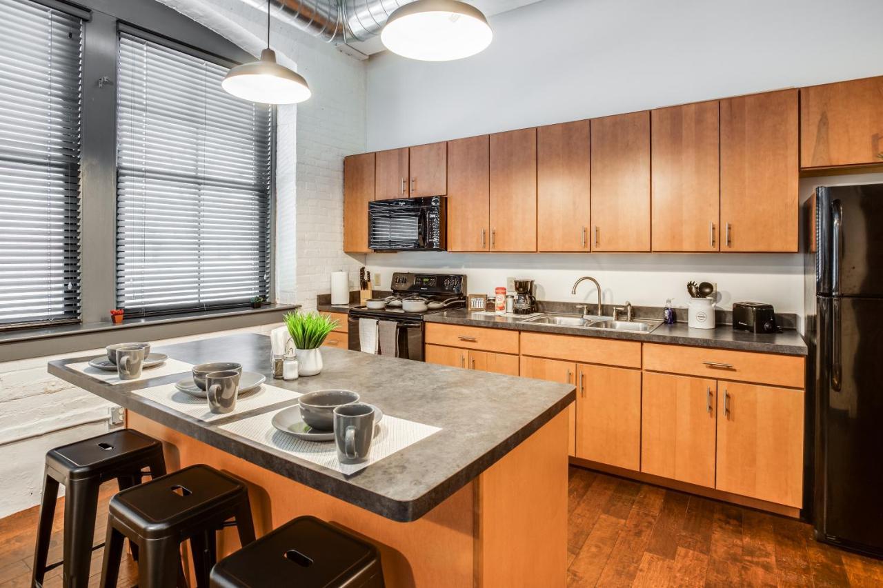 Ny Style Centric Loft With King Bed By Park Ave Διαμέρισμα Ρότσεστερ Εξωτερικό φωτογραφία