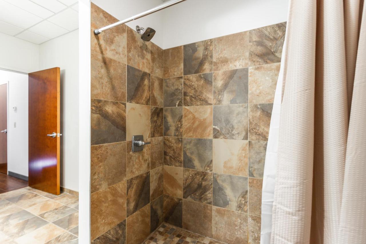 Ny Style Centric Loft With King Bed By Park Ave Διαμέρισμα Ρότσεστερ Εξωτερικό φωτογραφία